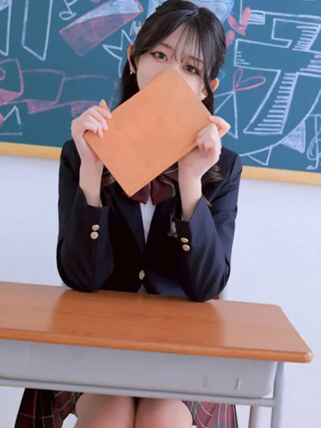 しおり - 写真3枚目