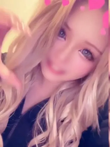 あゆ - 写真3枚目