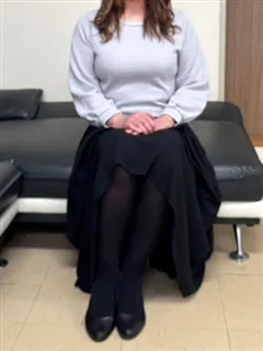 癒しの微笑みで艶めくひととき あまり(47歳)人妻美人館() - 写真