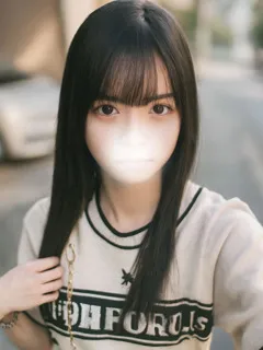 かこ(19歳)(T:160cm,T:160cm,B:82cm(Bカップ),W:55cm,H:83cm) - 写真