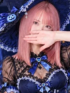 大久保風俗-距離感が近く愛嬌たっぷり♡ かれん(21歳) - 写真
