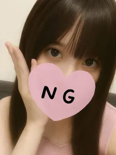  せいな(21歳)(T:165cm,T:165cm,B:83cm(Cカップ),W:56cm,H:85cm) - 写真