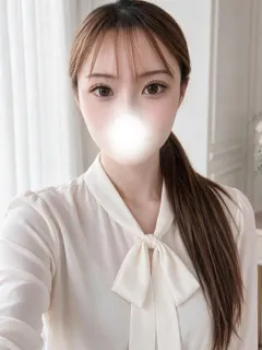  りえる(21歳)(T:152cm,T:152cm,B:85cm(Dカップ),W:55cm,H:83cm) - 写真