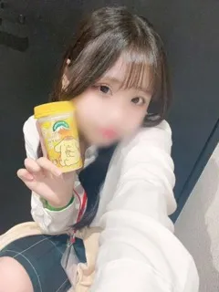 ゆら(22歳)(T:155cm,T:155cm,B:84cm(Cカップ),W:57cm,H:83cm) - 写真