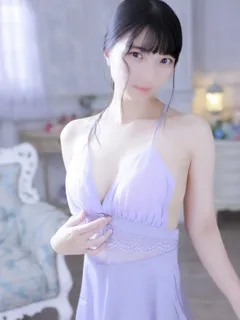  みるめ(23歳)(T:150cm,T:150cm,B:84cm(Dカップ),W:57cm,H:83cm) - 写真