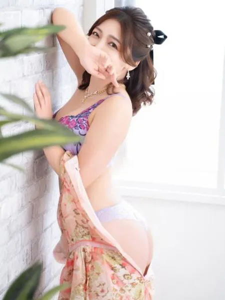 石原さき - 写真2枚目