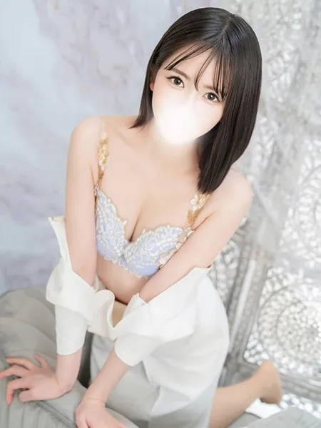 夏目ひかる - 写真3枚目