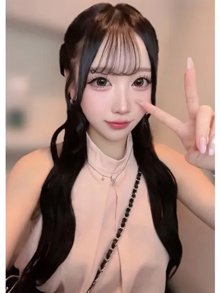 桃宮もも - 写真2枚目